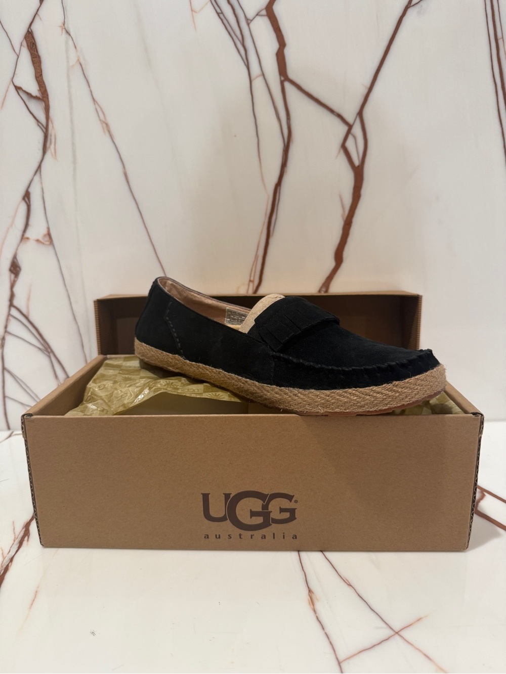 UGG women’s Marrah Black Suede moccasin with Jute Trim, size 10.